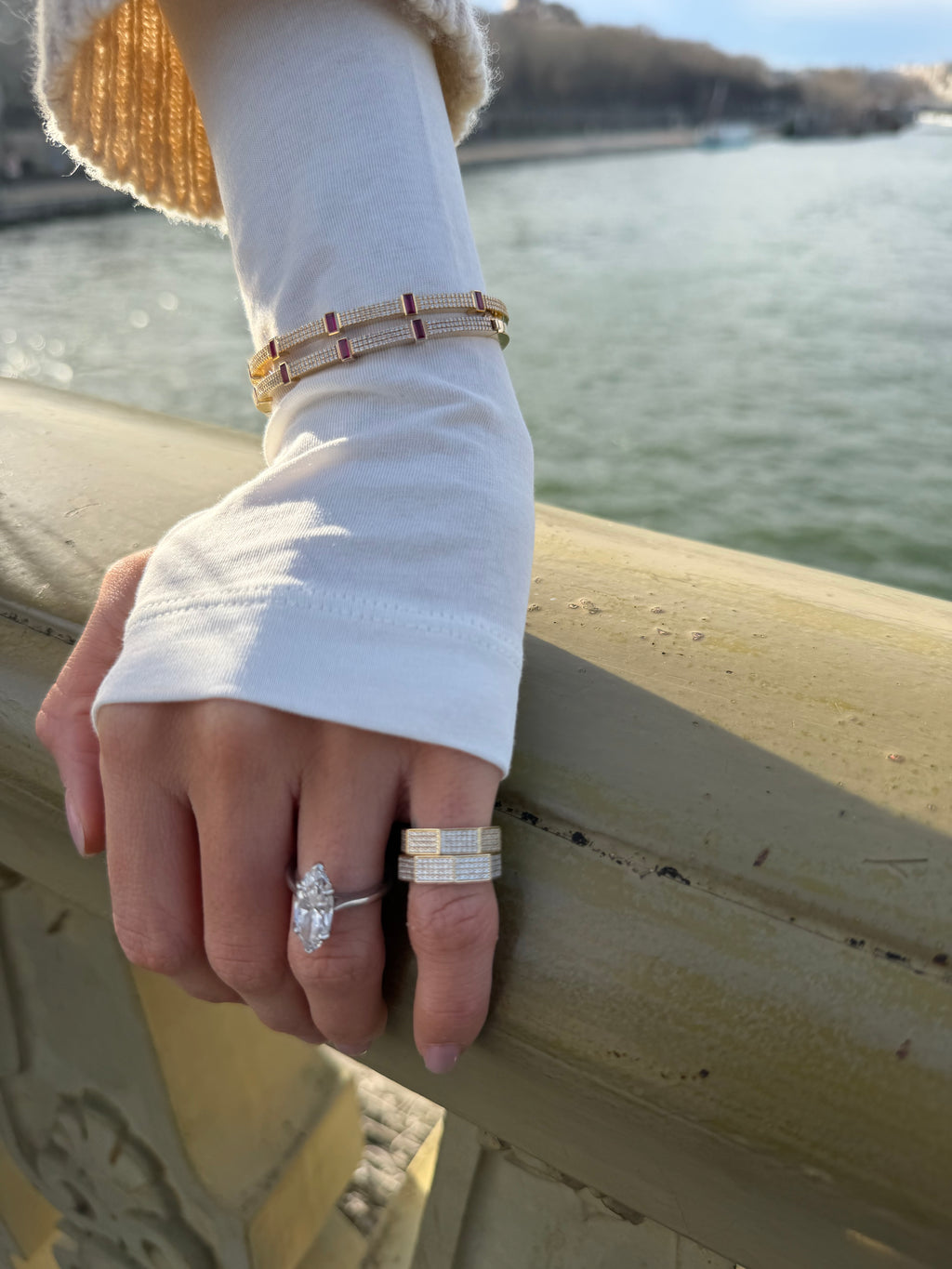 BAR LINE - Bangle with Rubis