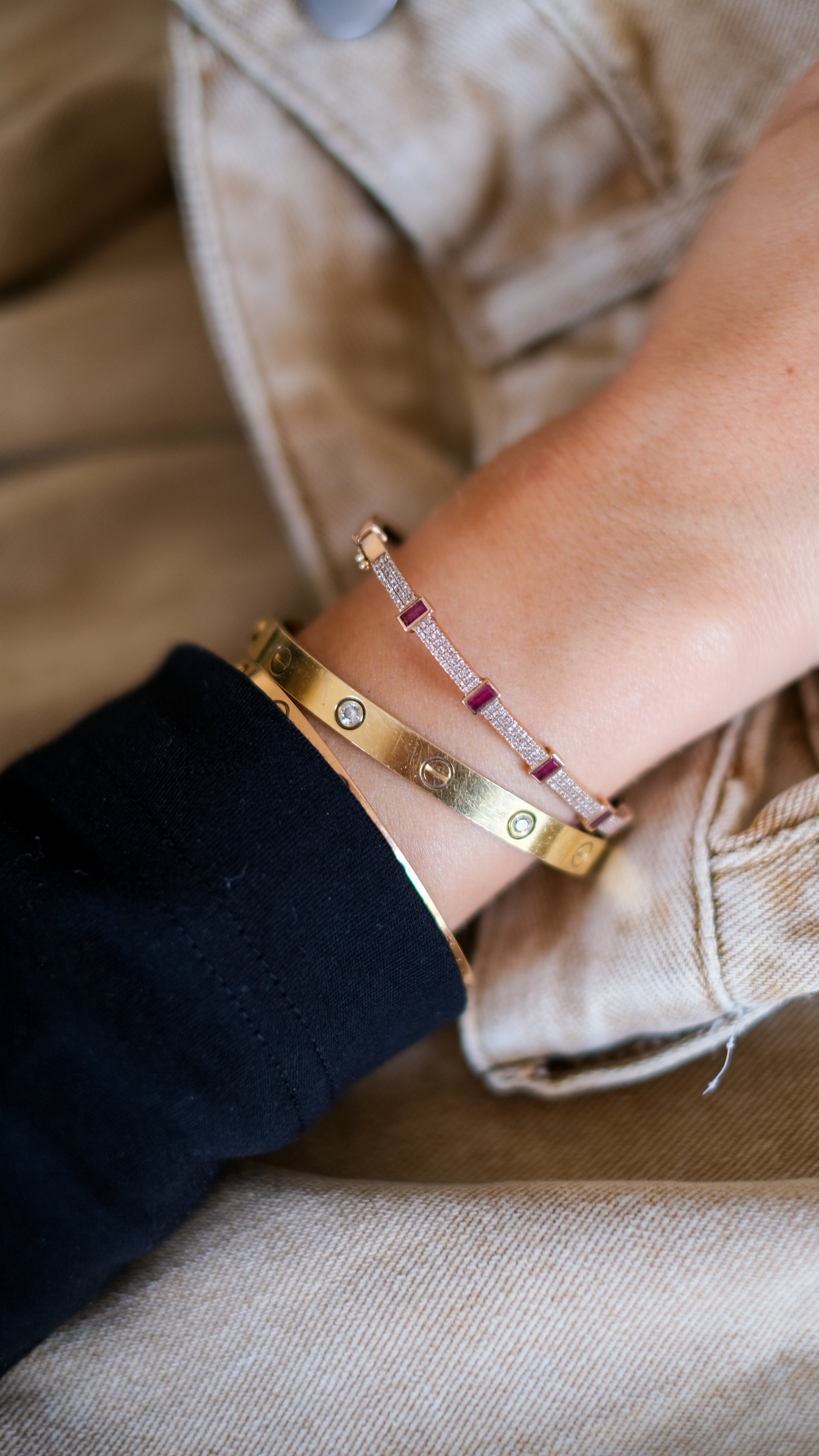 BAR LINE - Bangle with Rubis