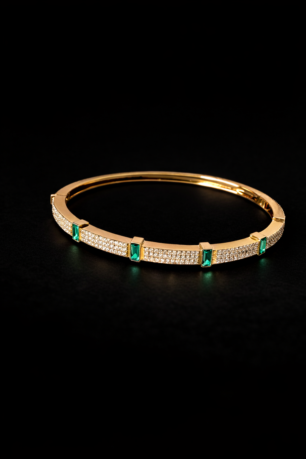BAR LINE - Bangle with Emeralds