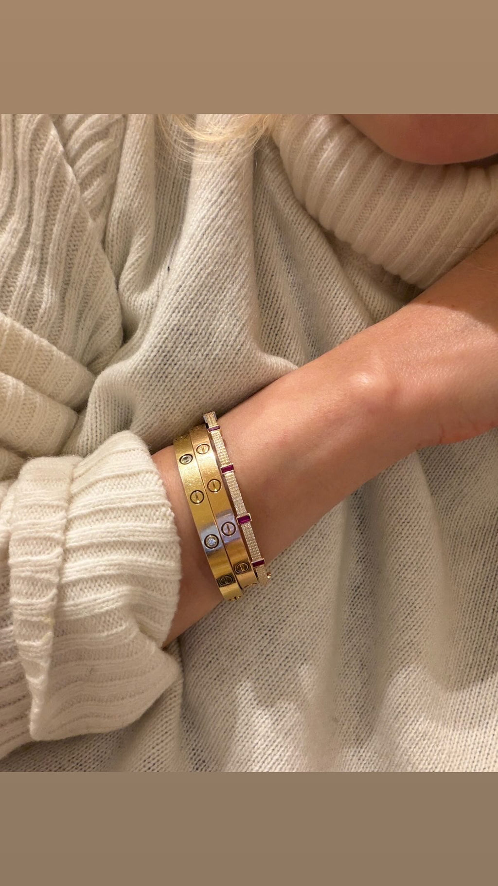 BAR LINE - Bangle with Rubis
